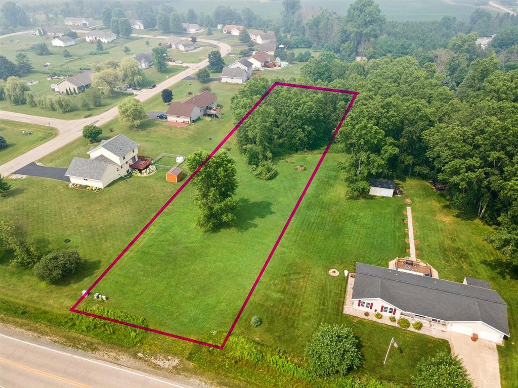 Photo of 865 County Road J, Little Suamico, WI 54141 (MLS # 50329412)