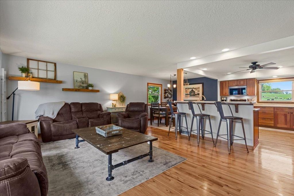 Photo of 1969 Mayfair ROAD, Grafton, WI 53024 (MLS # 50325796)