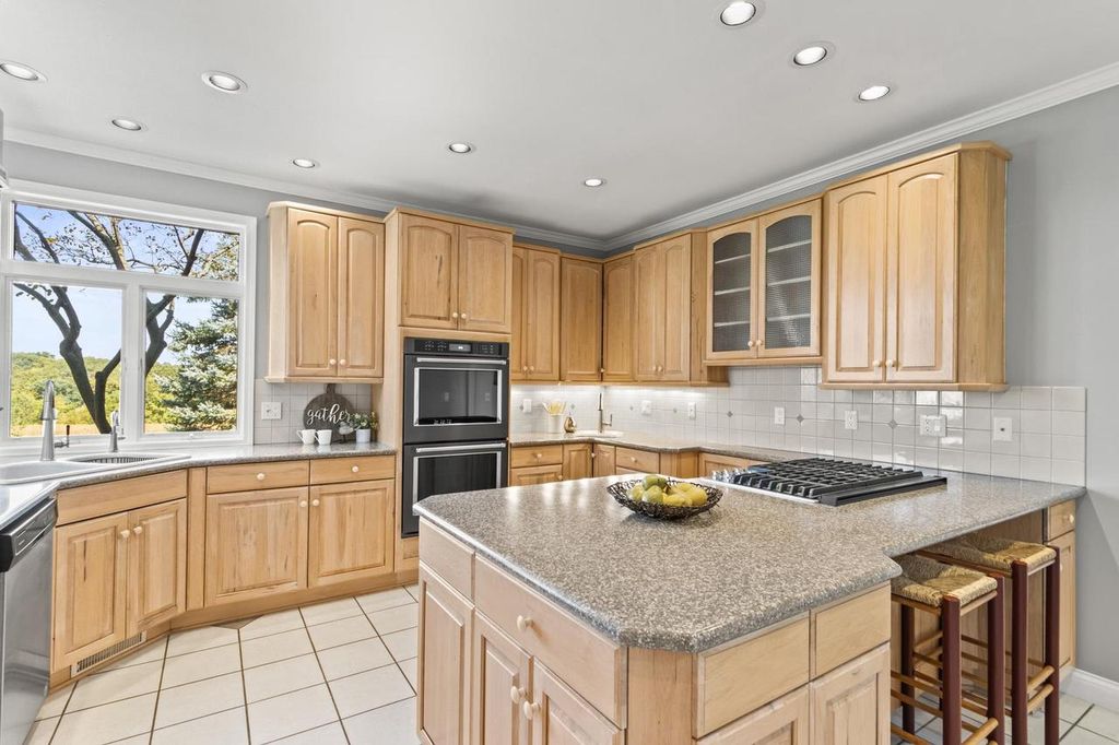 Photo of 414 Clearview COURT, Janesville, WI 53548 (MLS # 2019176)