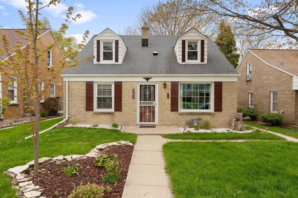 Photo of 3232 N 79th STREET, Milwaukee, WI 53222 (MLS # 1963272)
