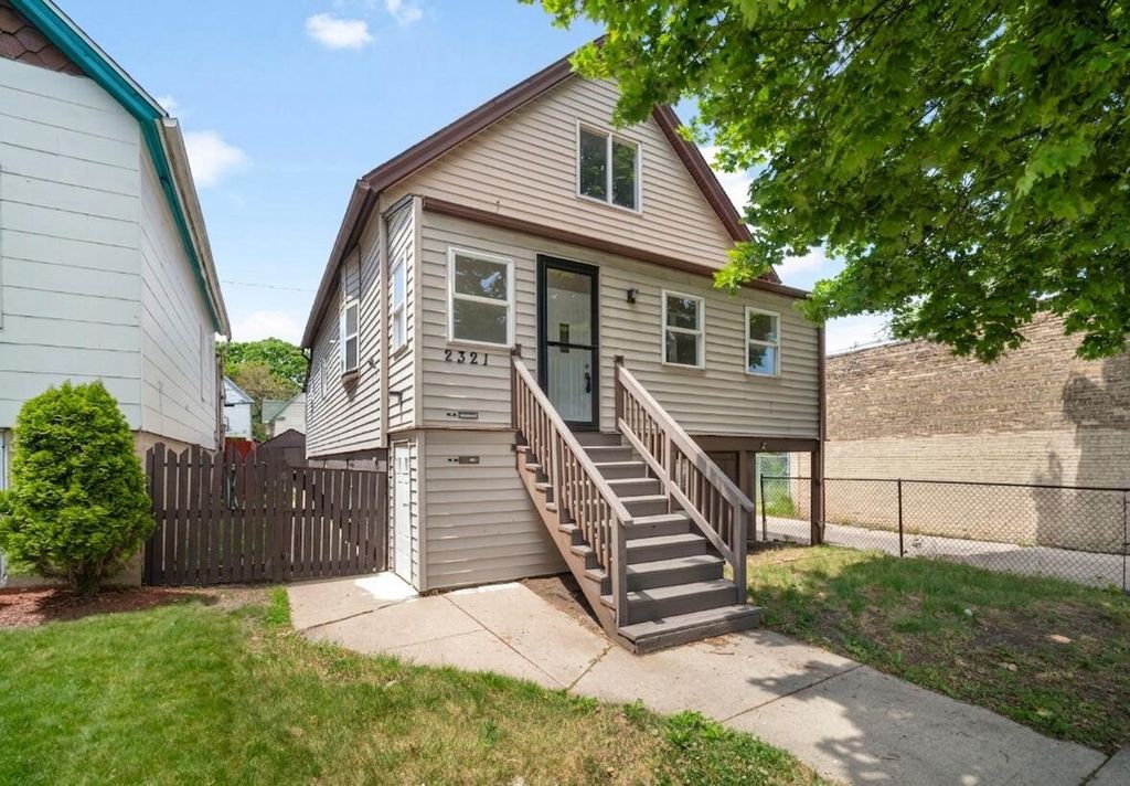 Photo of 2321 S 19th STREET, Milwaukee, WI 53215 (MLS # 1964448)