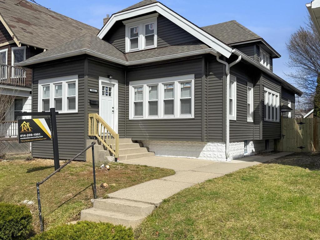 Photo of 3842 N 13th STREET, Milwaukee, WI 53206 (MLS # 1957470)