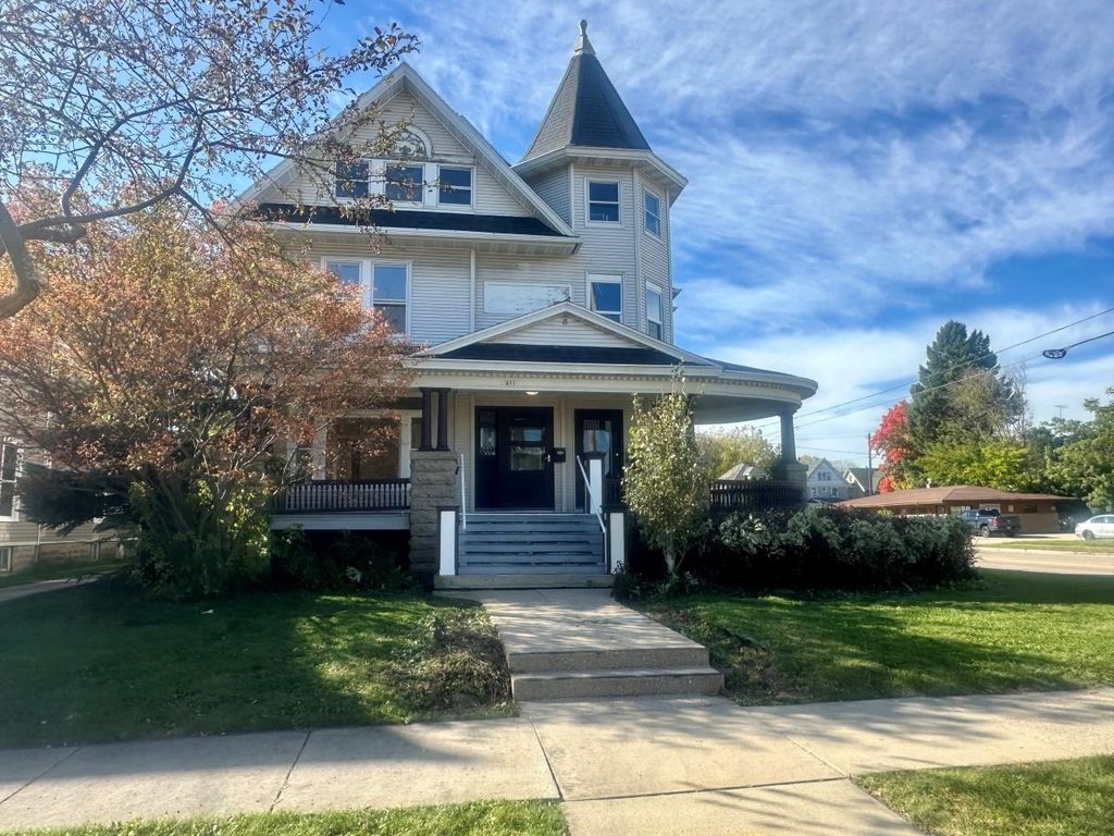Photo of 691 Franklin STREET, Oshkosh, WI 54901 (MLS # 50317423)