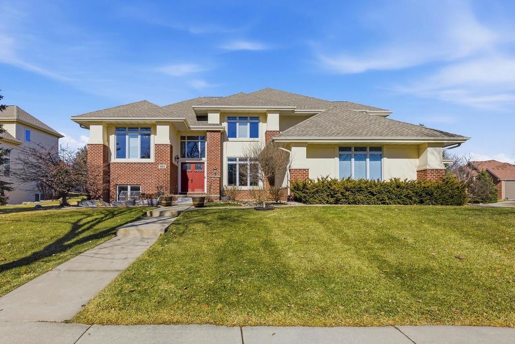 Photo of 901 Winding WAY, Middleton, WI 53562 (MLS # 2014710)