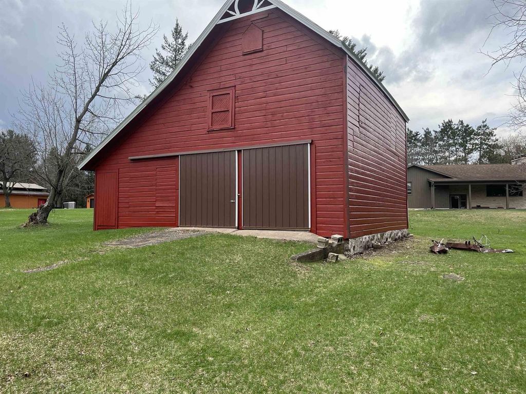 Photo of 218 High STREET, Waupaca, WI 54981 (MLS # 50323885)