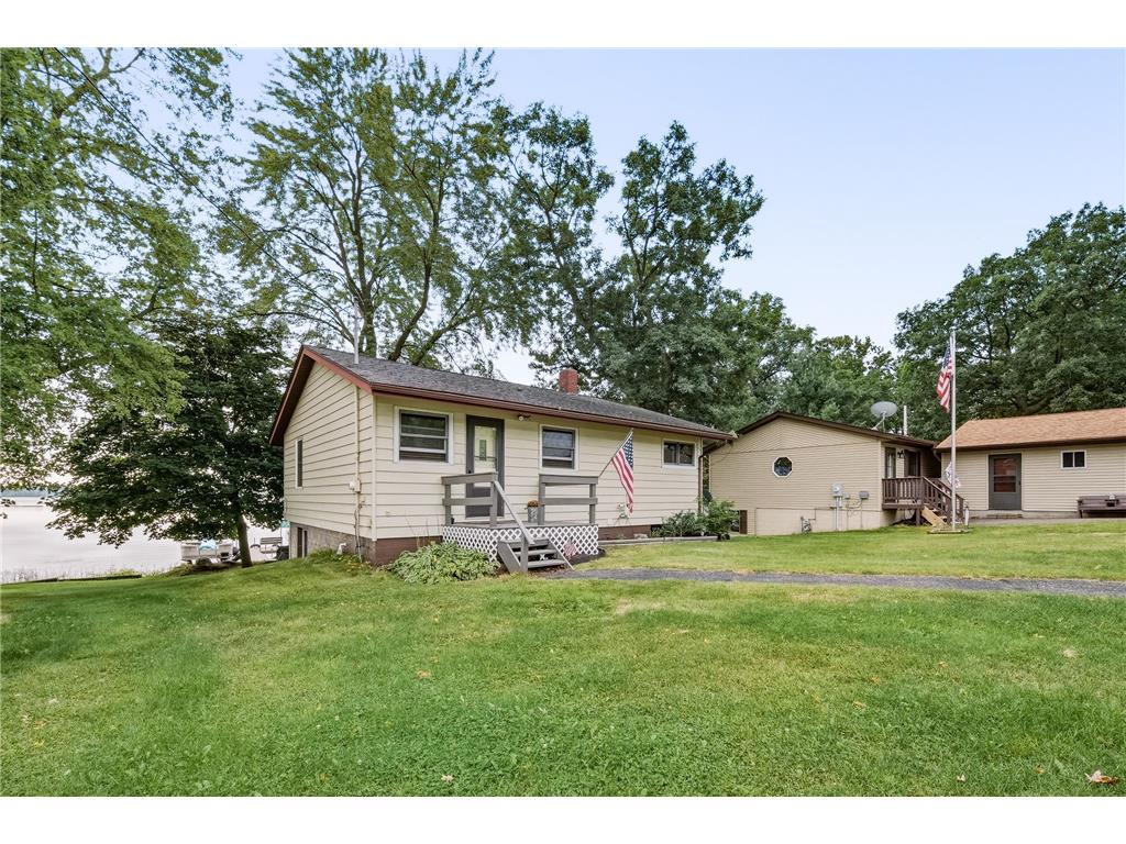 Photo of 812 Magnor Lake LANE, Clayton, WI 54004 (MLS # 7134029)
