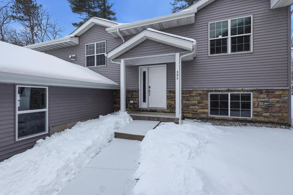 Photo of 330 Waite LANE, Platteville, WI 53818 (MLS # 2018383)