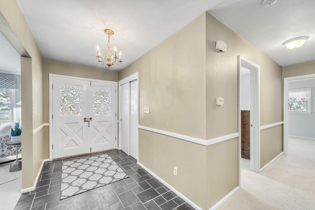 Photo of 9033 N Seneca ROAD, Bayside, WI 53217 (MLS # 1944564)