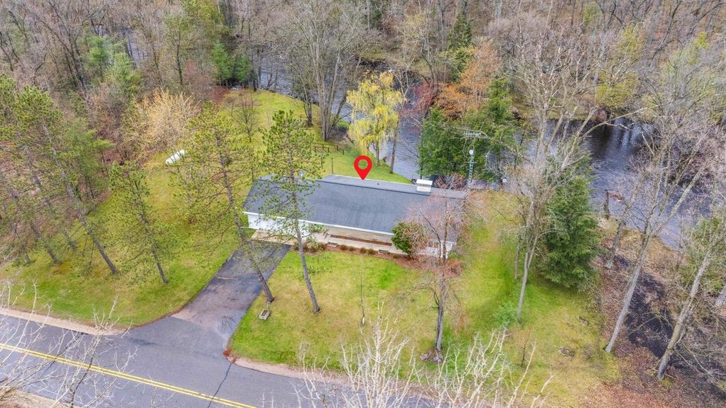 Photo of E4568 County Road C, Marion, WI 54950 (MLS # 50324673)
