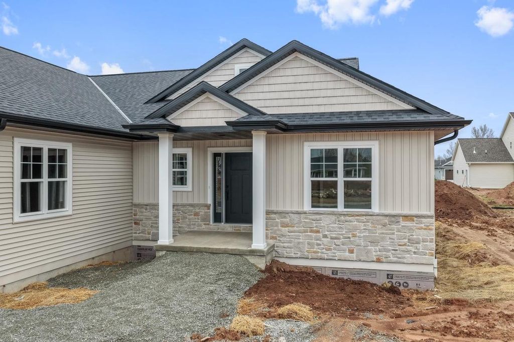 Photo of 3696 Ella Jo WAY, De Pere, WI 54115 (MLS # 50323811)