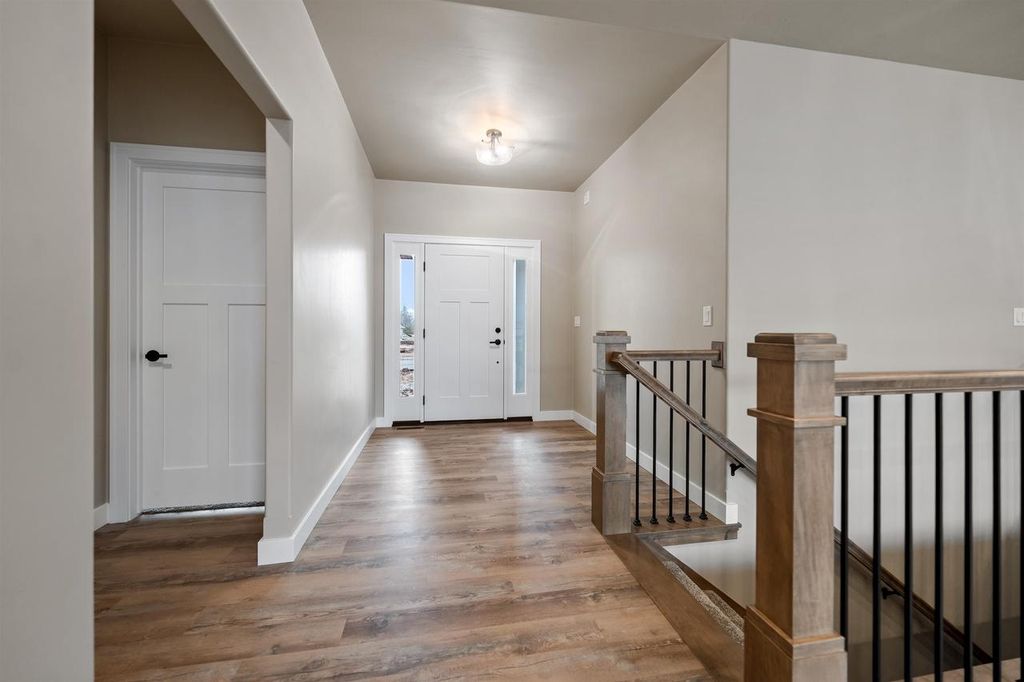 Photo of 3696 Ella Jo WAY, De Pere, WI 54115 (MLS # 50323811)