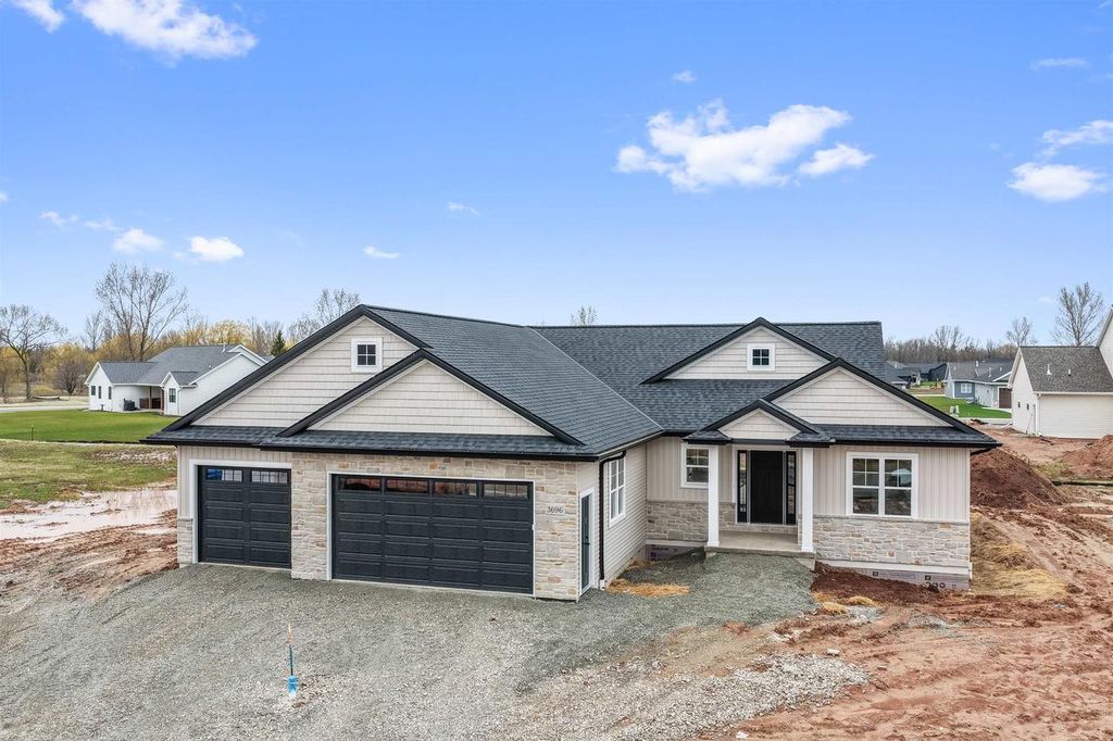 Photo of 3696 Ella Jo WAY, De Pere, WI 54115 (MLS # 50323811)