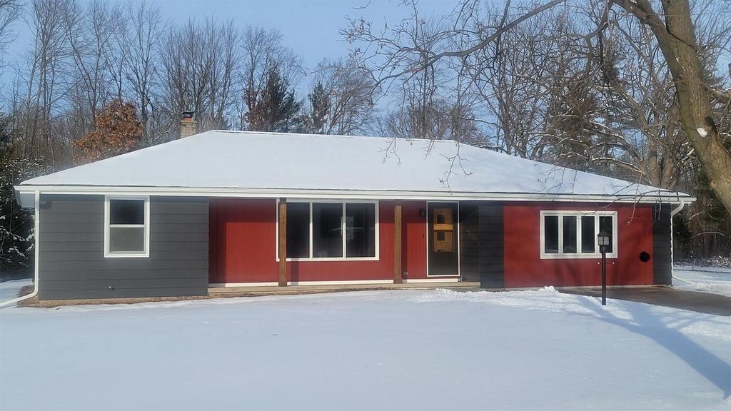 Photo of 7106 Garbrecht ROAD, Oconto Falls, WI 54154 (MLS # 50320106)