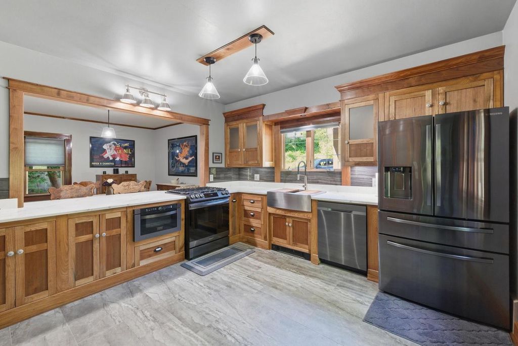 Photo of 716 S 6th AVENUE, West Bend, WI 53095 (MLS # 1962097)