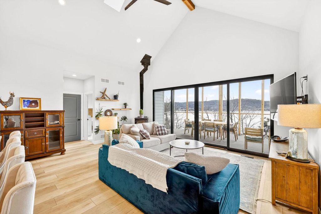 Photo of 118 Palisade COURT, Merrimac, WI 53561 (MLS # 2014799)