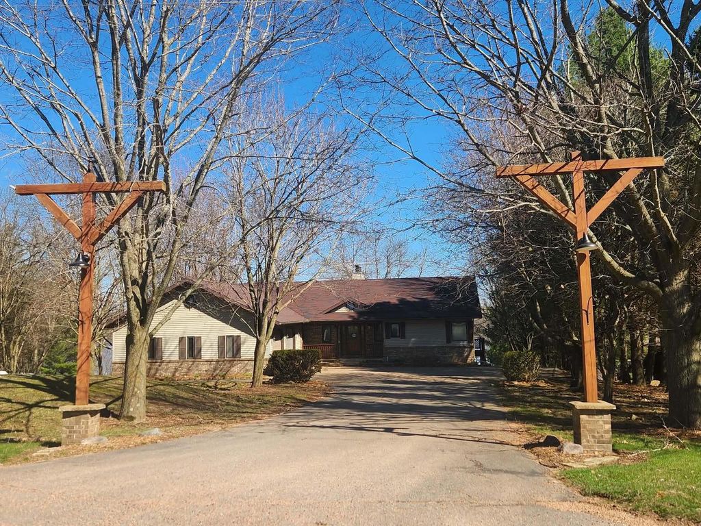 Photo of 126280 Eau Pleine ROAD, Stratford, WI 54484 (MLS # 22601488)