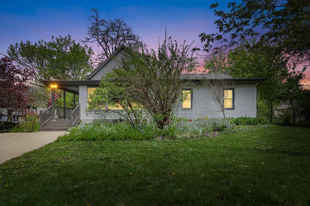 Photo of 9080 S Chicago COURT, Oak Creek, WI 53154 (MLS # 1961719)