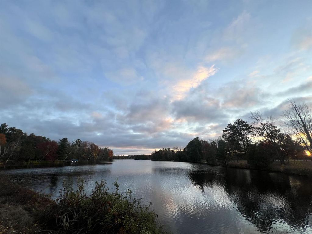 Photo of N7576 Hydro COURT, Crivitz, WI 54114 (MLS # 50321853)