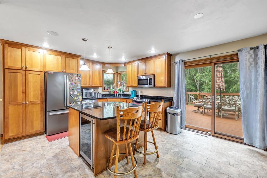 Photo of 2946 Copper Mountain COURT, Howard, WI 54313 (MLS # 50331848)