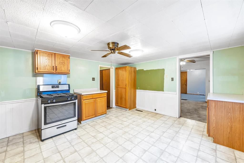 Photo of 403 Scherer AVENUE, Oconto, WI 54153 (MLS # 50320398)