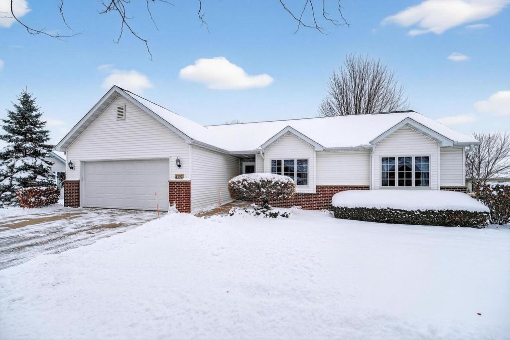 Photo of 4307 N Marshall Heights AVENUE, Appleton, WI 54913 (MLS # 50318820)