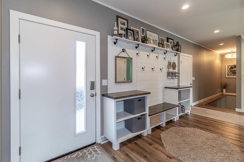 Photo of N3563 County Road W Rd, New London, WI 54961 (MLS # 50322942)