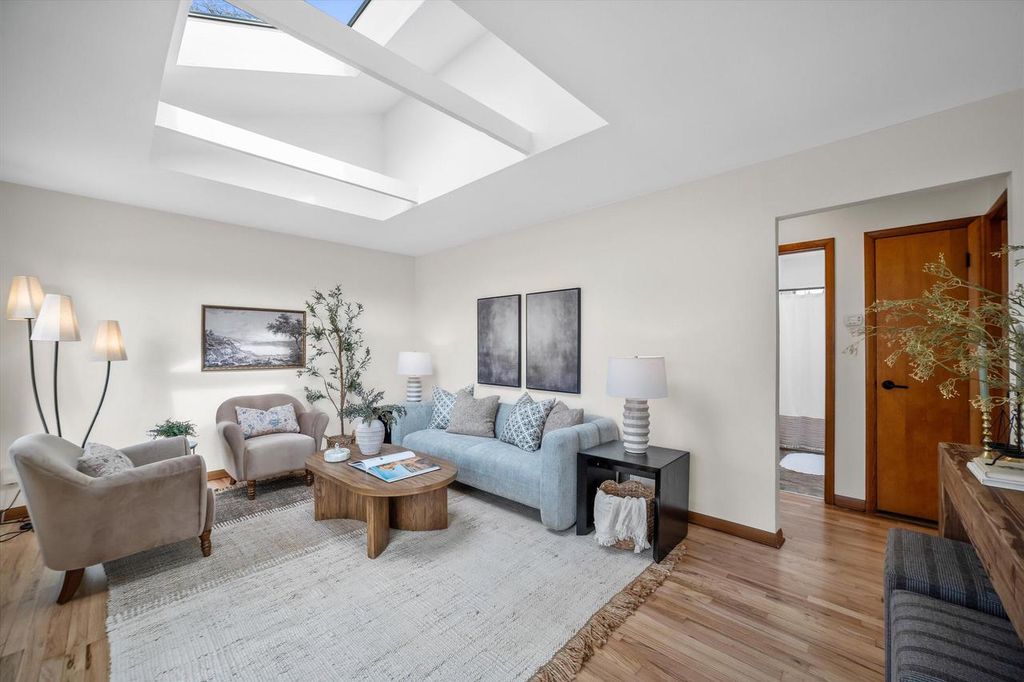 Photo of W166N8430 Dardis AVENUE, Menomonee Falls, WI 53051 (MLS # 1953631)