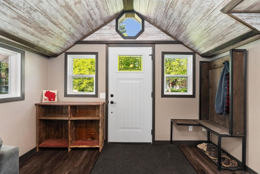 Photo of 6013 South COURT, Mcfarland, WI 53558 (MLS # 2023219)