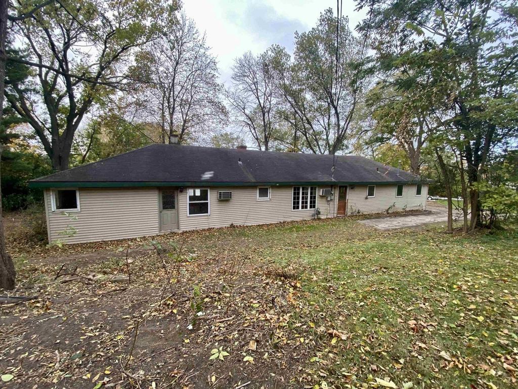 Photo of 4411 113th STREET, Pleasant Prairie, WI 53158 (MLS # 1945459)