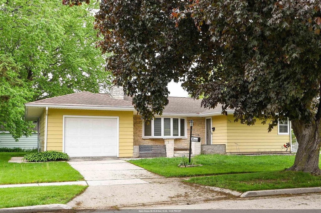 Photo of 394 Taft STREET, Fond Du Lac, WI 54935 (MLS # 50324544)
