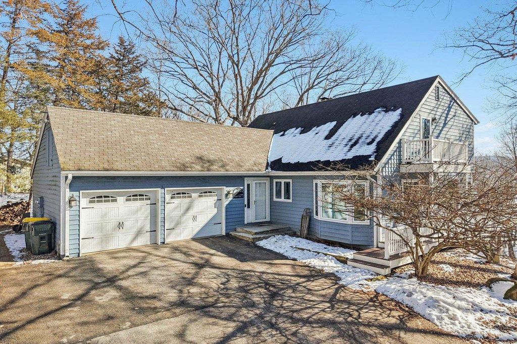 Photo of S9044 Timbercrest TRAIL, Prairie Du Sac, WI 53578 (MLS # 2016535)