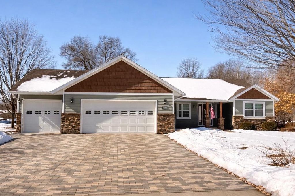 Photo of 1011 17th STREET, Mosinee, WI 54455 (MLS # 22600897)