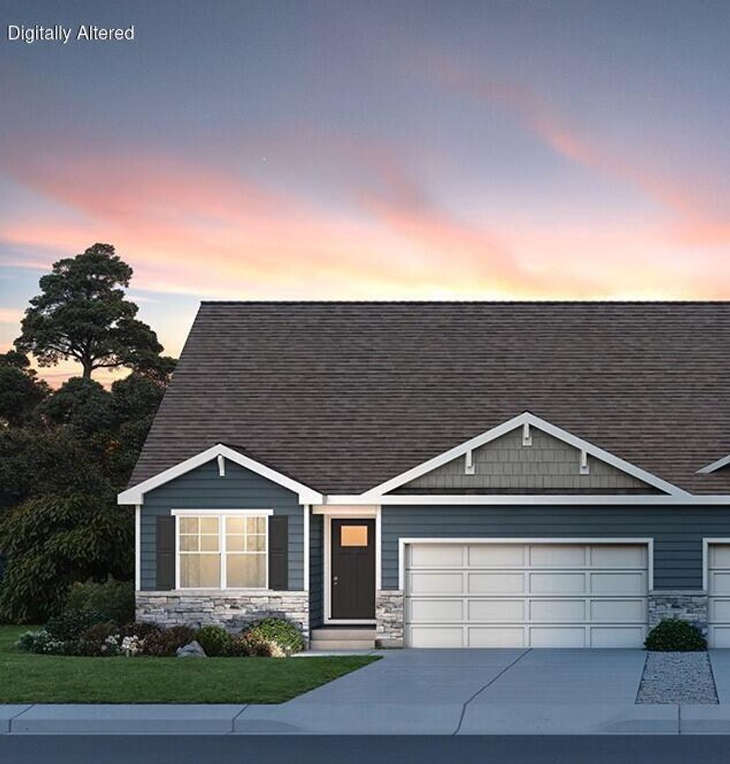 Photo of 818A Concord CIRCLE, Burlington, WI 53105 (MLS # 1959800)