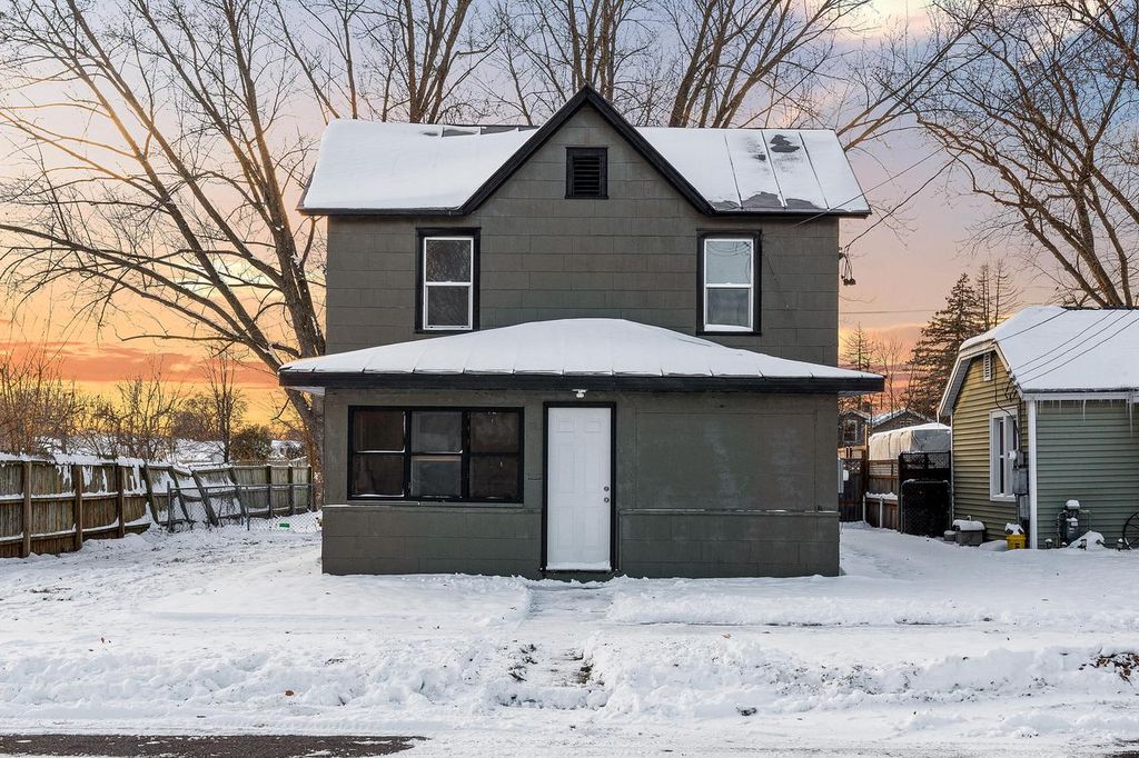 Photo of 525 Kane STREET, La Crosse, WI 54603 (MLS # 1944552)