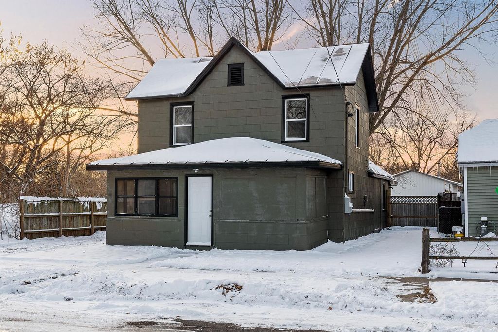 Photo of 525 Kane STREET, La Crosse, WI 54603 (MLS # 1944552)