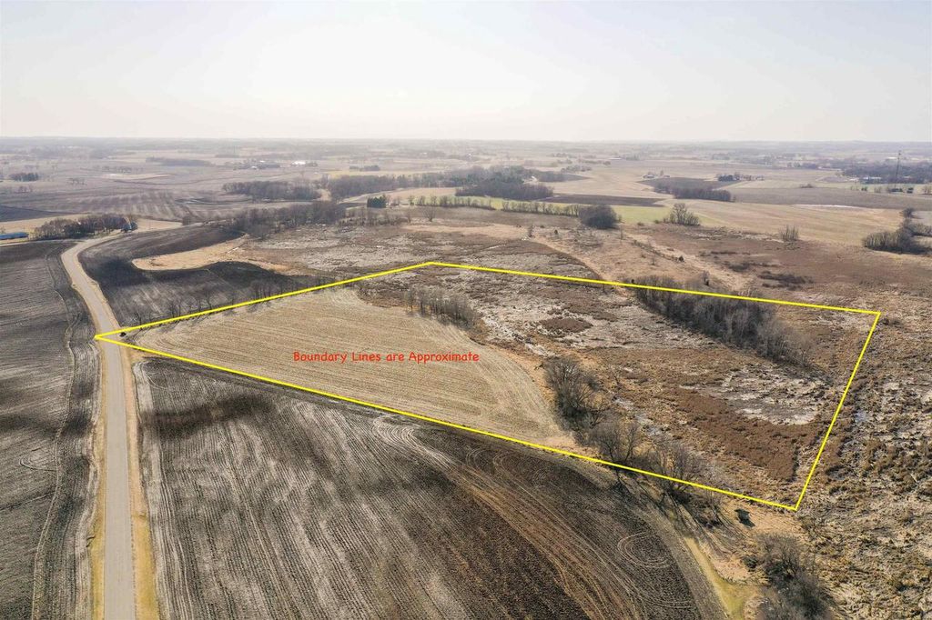 Photo of Mahlke ROAD, Pickett, WI 54964 (MLS # 50322072)