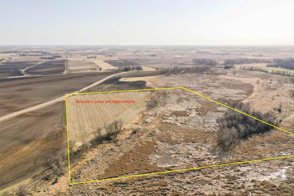 Photo of Mahlke ROAD, Pickett, WI 54964 (MLS # 50322072)