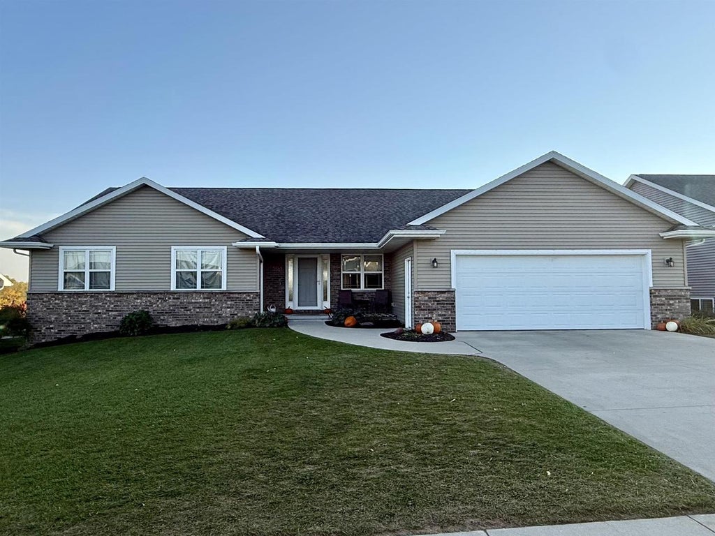 Photo of 3561 Becket DRIVE, Green Bay, WI 54313 (MLS # 50334975)