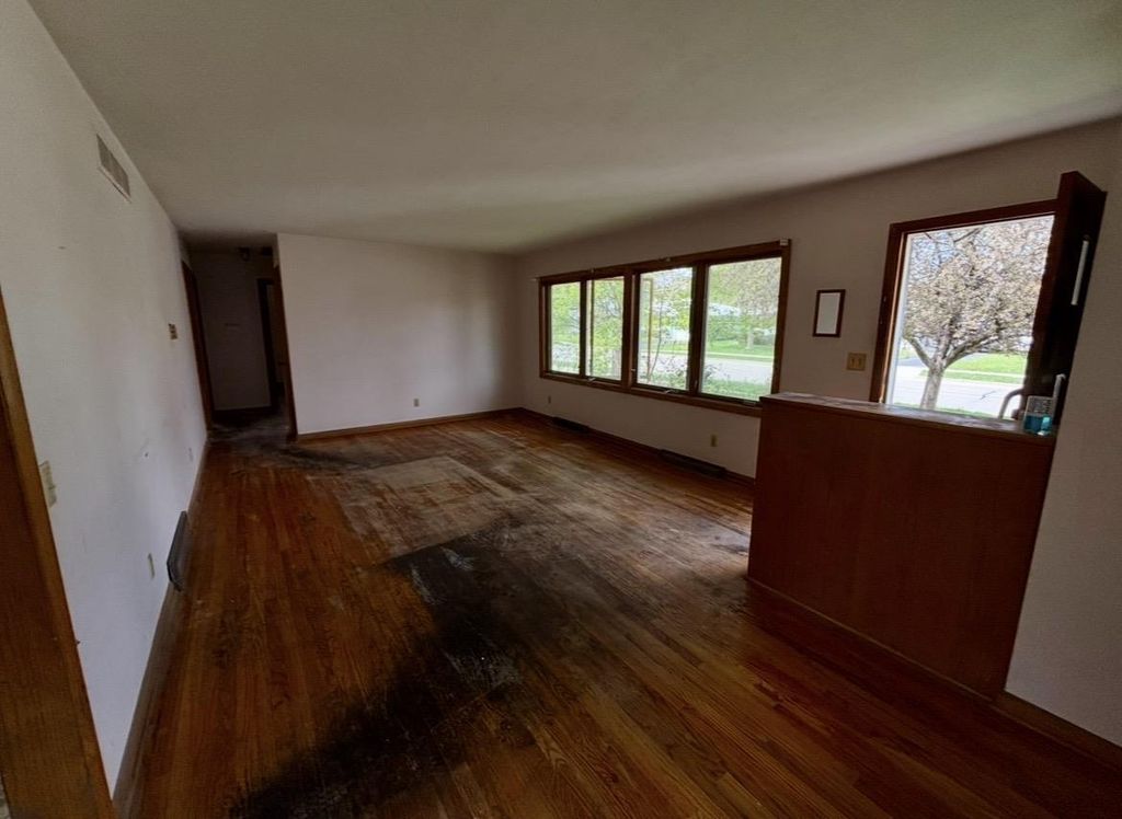 Photo of 205 Tompkins DRIVE, Madison, WI 53716 (MLS # 50324233)