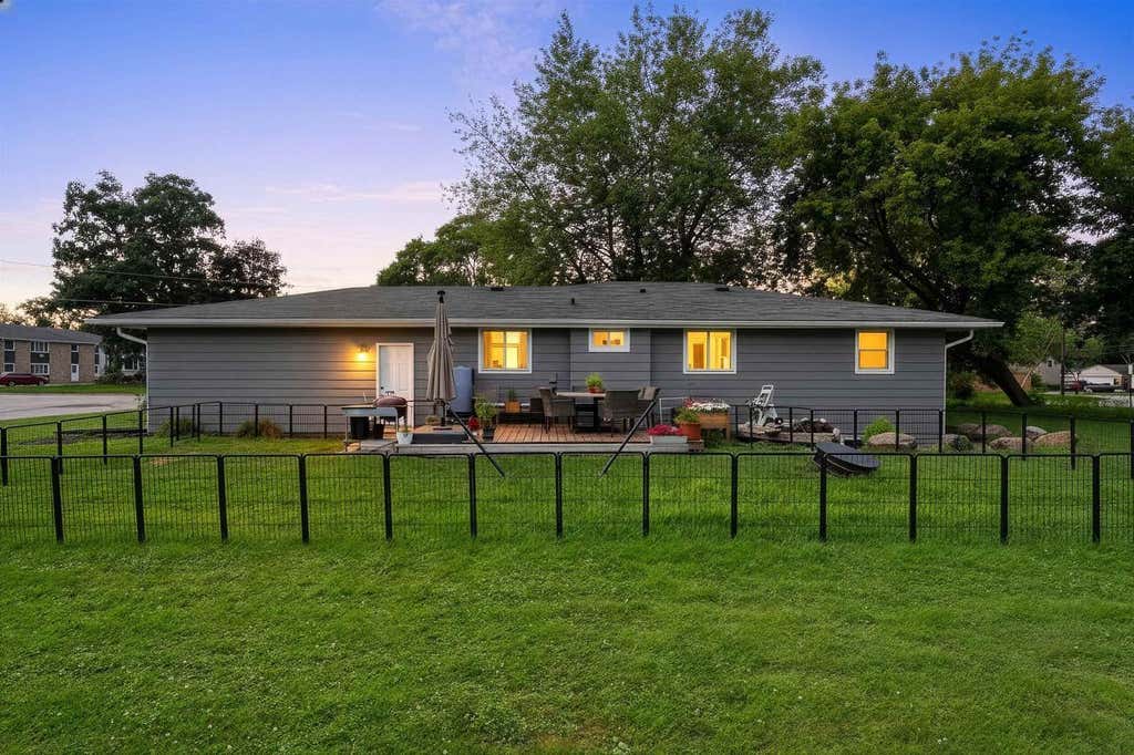 Photo of 135 S Platten STREET, Green Bay, WI 54303 (MLS # 50330676)