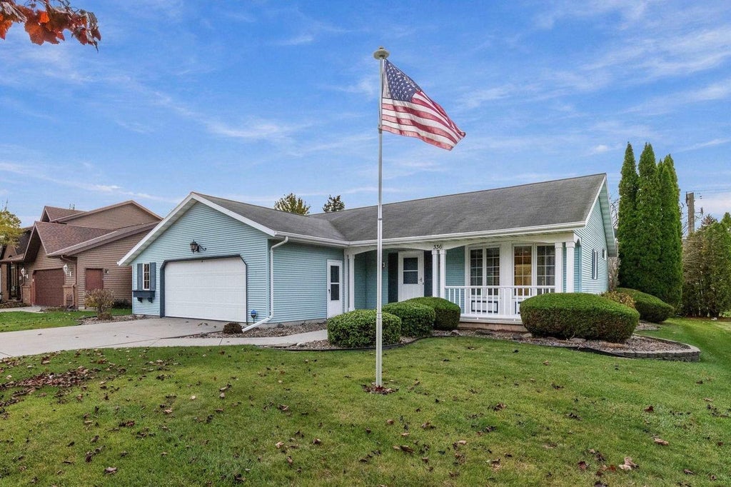 Photo of 336 Willsher DRIVE, Fond Du Lac, WI 54935 (MLS # 50335016)