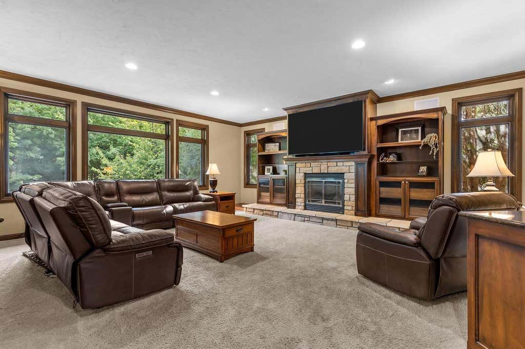 Photo of 417 Hidden Ridges WAY, Combined Locks, WI 54113 (MLS # 50331448)