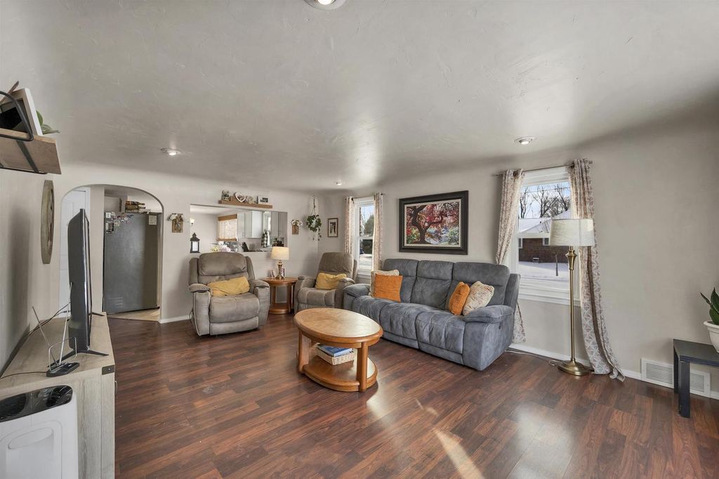 Photo of 1433 11th AVENUE, Green Bay, WI 54304 (MLS # 50320329)