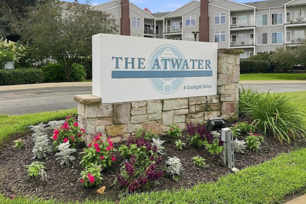 Photo of 4 Gaslight DRIVE #307, Racine, WI 53403 (MLS # 1979352)