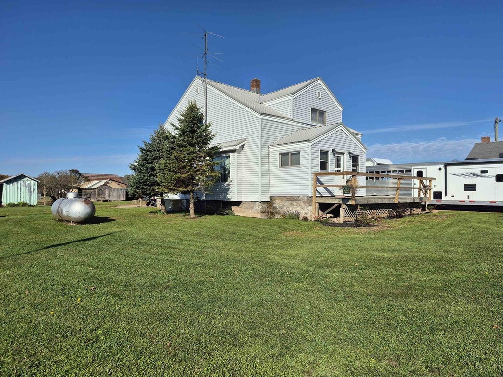 Photo of N4561 Hirt LANE, Tigerton, WI 54486 (MLS # 22605283)