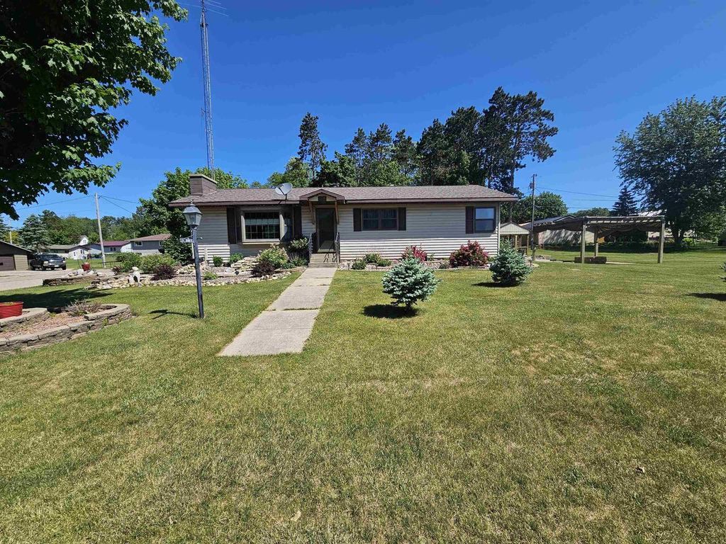 Photo of 145 Forest LANE, Montello, WI 53949 (MLS # 2019005)