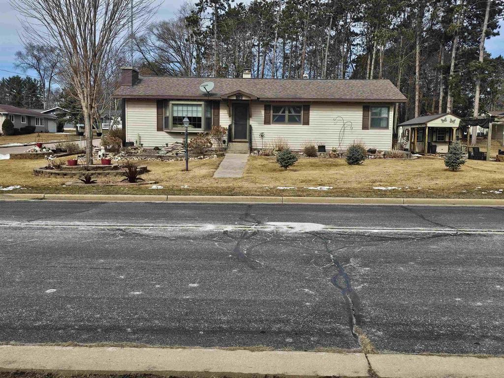 Photo of 145 Forest LANE, Montello, WI 53949 (MLS # 2019005)