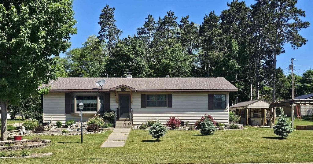 Photo of 145 Forest LANE, Montello, WI 53949 (MLS # 2019005)
