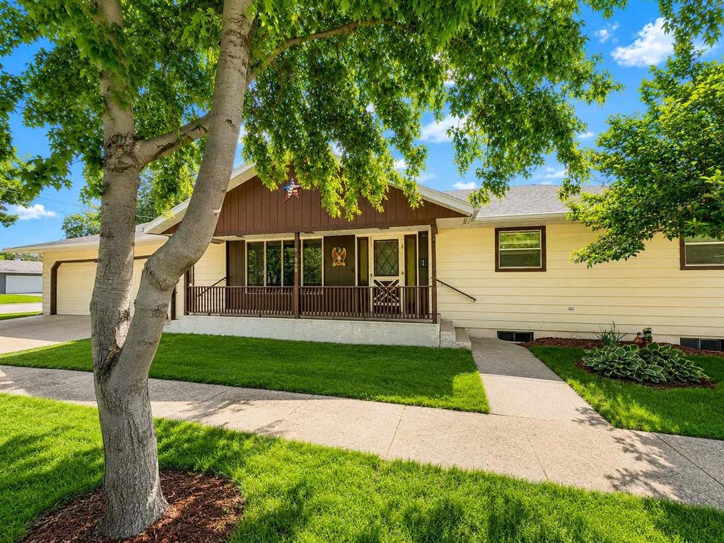 Photo of 300 S Park STREET, Albany, WI 53502 (MLS # 2024892)