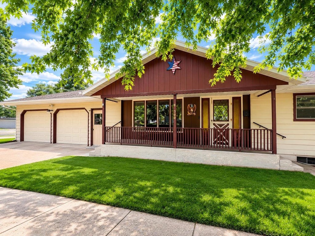 Photo of 300 S Park STREET, Albany, WI 53502 (MLS # 2024892)